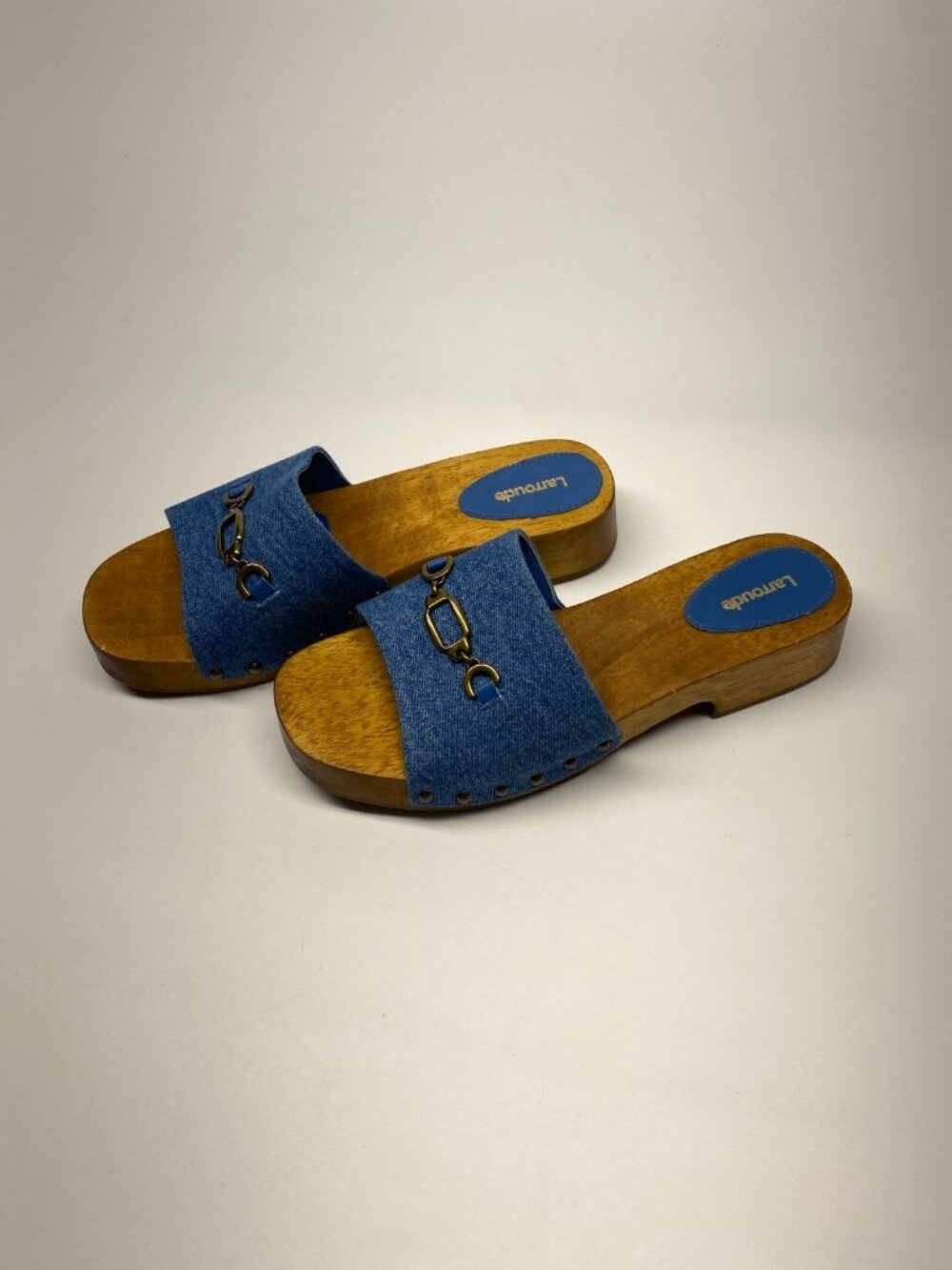 Larroude Womens Zuzi Denim Chain Slide Sandals Sz 9.5